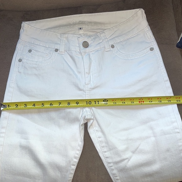 Common Genes White Capris - Picture 9 of 9